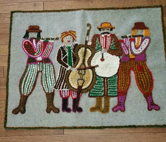 Vintage Couching Stitch Embroidery Traveling Minstrels Etsy