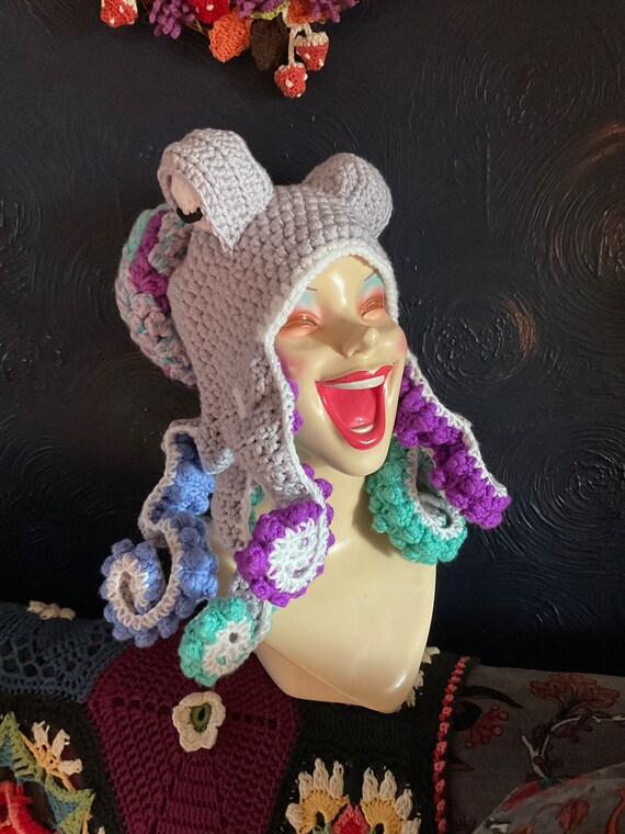 Multiple Colour Twisted Kraken/ Octopus Crochet Hat - Etsy display picture 1