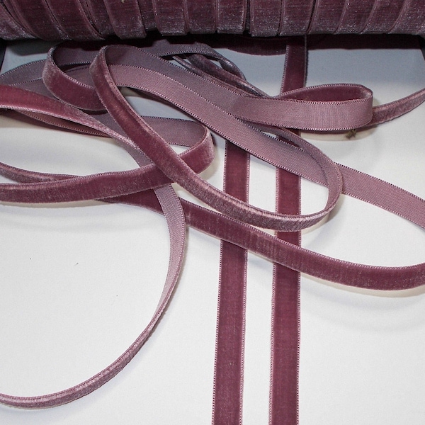 5 metres of Velvet Ribbon. Antique Rose. Antique Pink,  Ruban Velour 9mm wide  Excellent quality.  New Old Stock.