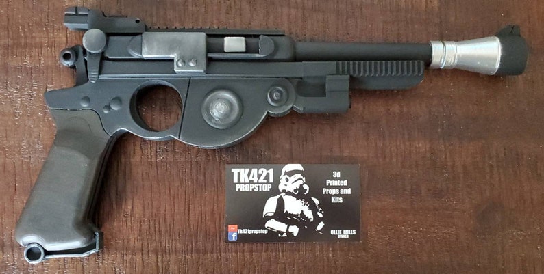 mandalorian with blaster