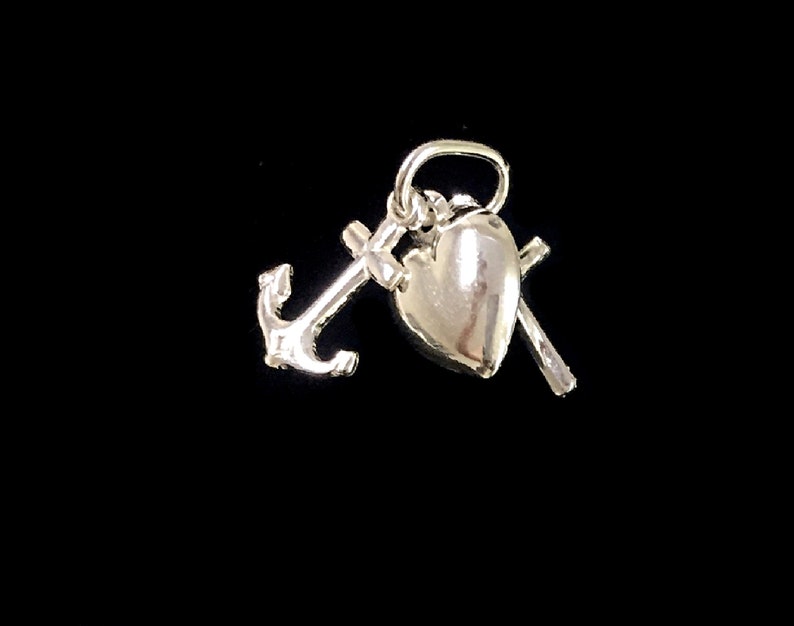 Three Virtues Heart Anchor Cross Faith Charity Hope Pendant 925 Silver Baptism Confirmation First Communion Religious Art Protection Charm
