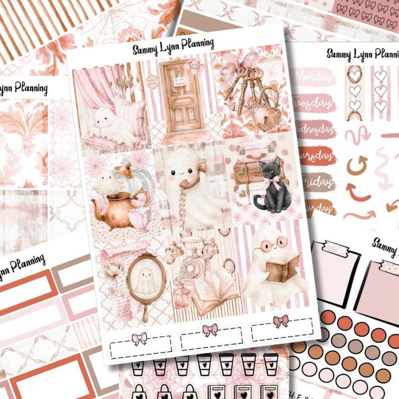 K&ouml;nnte beinhalten: Ein Stickerbogen von Sammy Lynn Planning mit Illustrationen von Geistern, einer schwarzen Katze, Schl&uuml;sseln, einer Teekanne und B&uuml;chern in Rosa- und Braunt&ouml;nen. Der Bogen enth&auml;lt verschiedene dekorative Boxen, Tagesetiketten und Planer-Icons.