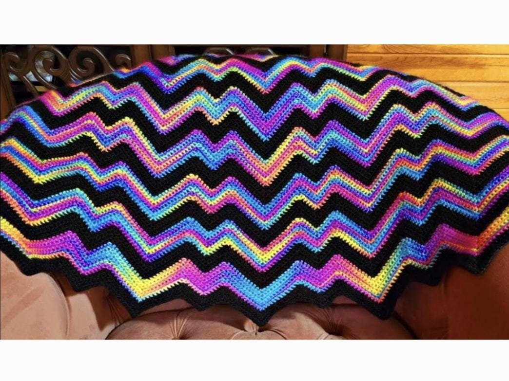 Bag-O-Day Crochet Patterns for Shawls, Blankets and Hats 7 Crochet Easy Chevron Blanket