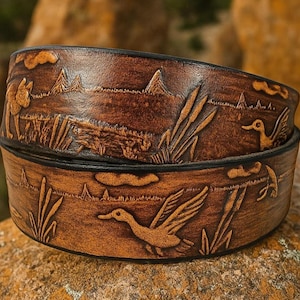 Custom Leather Belt With Ducks - Etsy display picture 2