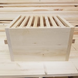 Single Warre box with topbars (viewing window avalible)