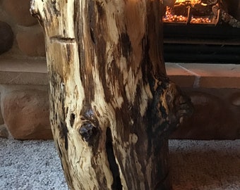 Live Edge Stump Table - River Rock/Lake Rock Oak Stump Table - Table rustique - Tabouret de souche - Souche de bois