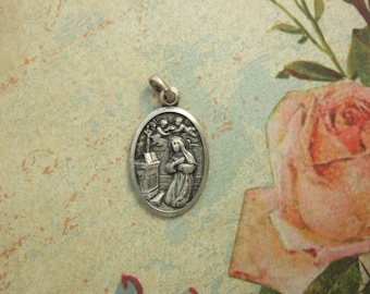 Vintage ST. RITA CASCIA Medaille 26mm Silber Finish Metall aus den 1950er Jahren katholischer religiöser Anhänger