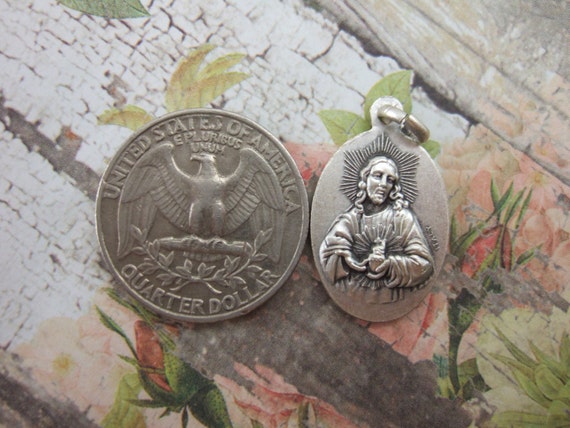 Blessed Virgin Mary QUEEN of PEACE medal 25mm sil… - image 3