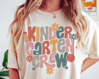 Retro Kindergärtnerin Shirt, glücklicher erster Schultag Shirt für Lehrer, 1