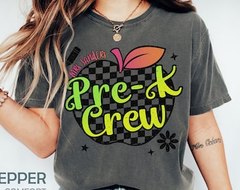 Camisa personalizada do professor pré-K, camisa feliz do primeiro dia da pré-escola para novos professores, camisa personalizada do primeiro dia da escola com nome do professor pré-escolar