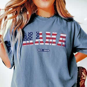 Retro USA Flag Mama Established 2025 Shirt, 4th Of July Pregnancy Announcement Shirt, New Mom Est 2025 Fourth Of July Shirt, Expecting Tee