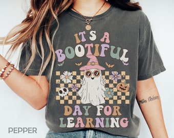 Retro Teacher Halloween Shirt, Funny Fall Elementary Teacher T-Shirt, Ghost Halloween Preschool Teacher Tshirt, Kindergarten Teacher Tee