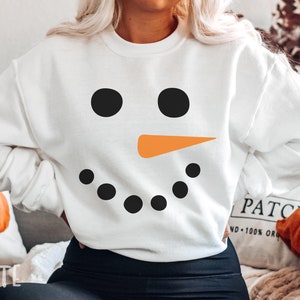 Funny Christmas Snowman Sweatshirt, Cute Family Matching Snowman Face Sweater For Women, Retro Vintage Xmas Holiday Party Crewneck Sweater