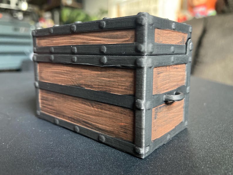 Dead by Daylight [inspired By] Survivor Item - Chest - Medkit - Toolbox ...
