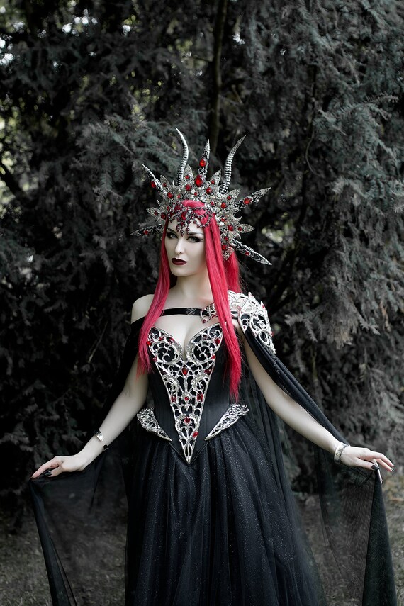 Gothic Fantasy Wedding Dress Elven Bridal Dress Cape Warrior - Etsy Finland