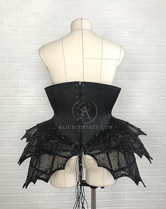 Black Gothic Wedding Dress, Ruffle Skirt, Tight Lacing Corset, Vampire Ball  Gown, Alternative Wedding 