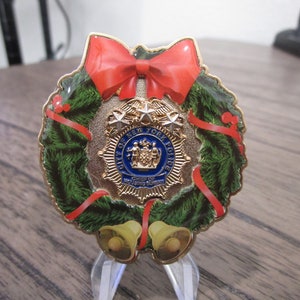 NYPD Chief of Housing Bureau Happy Holidays 2015 Challenge Coin #625F (Eb)