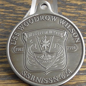 Vintage United States Navy USS Woodrow Wilson SSBN SSN 624 Challenge Coin #904R
