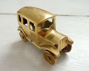 small BRASS CAR model diecast  metal car collectible diecast little car model vintage diecast solid brass car die-cast H05/337