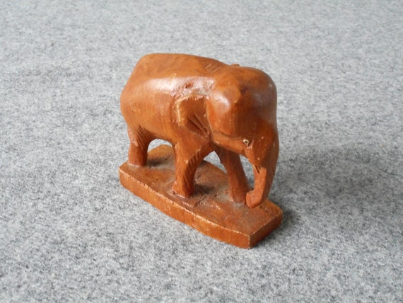 小さな木製の象の彫刻の置物 A00/2305 - Etsy 日本