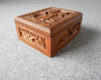 ヴィンテージ 中国 ウッドジェイド 彫刻 フラワー ジュエリー ボックス ケース ヴィンテージ 中国 ウッドジェイド 彫刻 フラワー ジュエリー ボックス