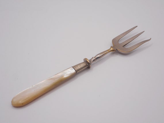 Antique Pearl Handle Fork - Vintage Cutlery Collectible A00/1929