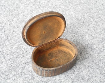 Boîte ovale antique en cuir avec couvercle : petite boîte décorative (6 cm)
