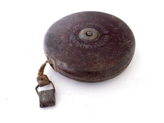 Old 100 Ft Tape 30 Meters Measure Leather Cased Chesterman TAPE
