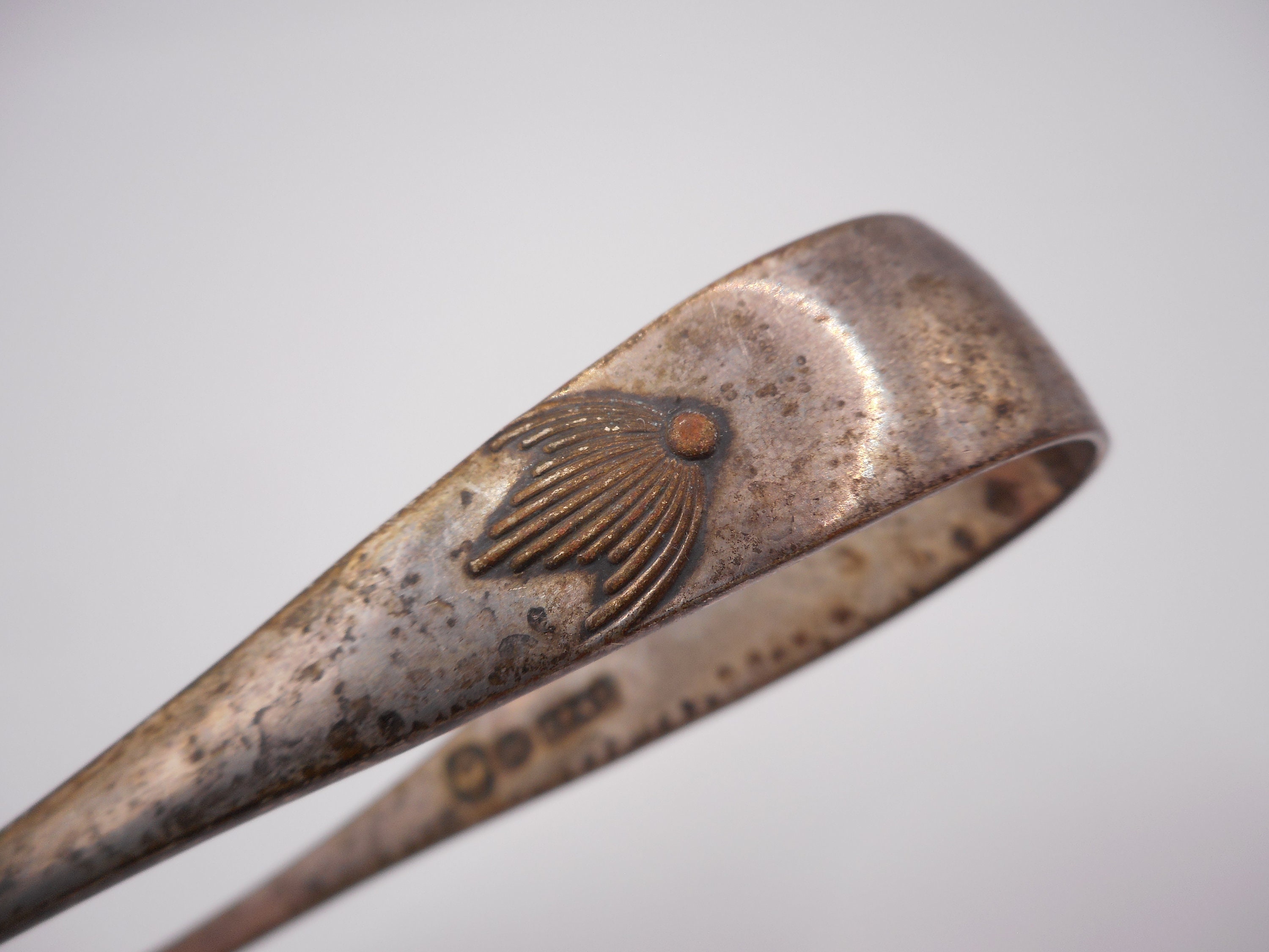 Pince à Pull Vintage En Argenterie - Fourchette Cuillère Faite Main - États-Unis