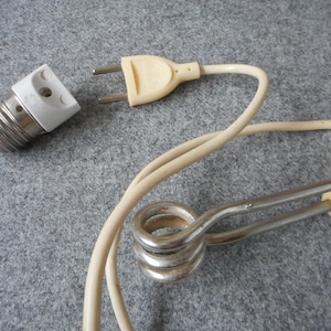 Retro Water Heater with Light Bulb Connection - Vintage Kitchen Appliance H05/2198