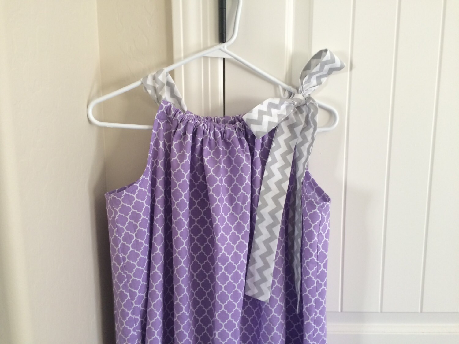 Soft purple hospital gown with coordinating grey and white | Etsy