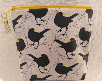 Blackbird zipped pouch