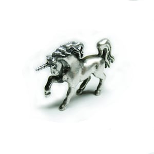 Unicorn pendant