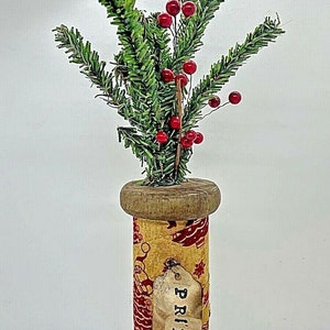 Primitive Christmas Vintage Wood Spool Christmas Tree Homespun Fabric Berries Primitive Christmas Vintage Wood Spool Christmas Tree Homespun Fabric Berries
