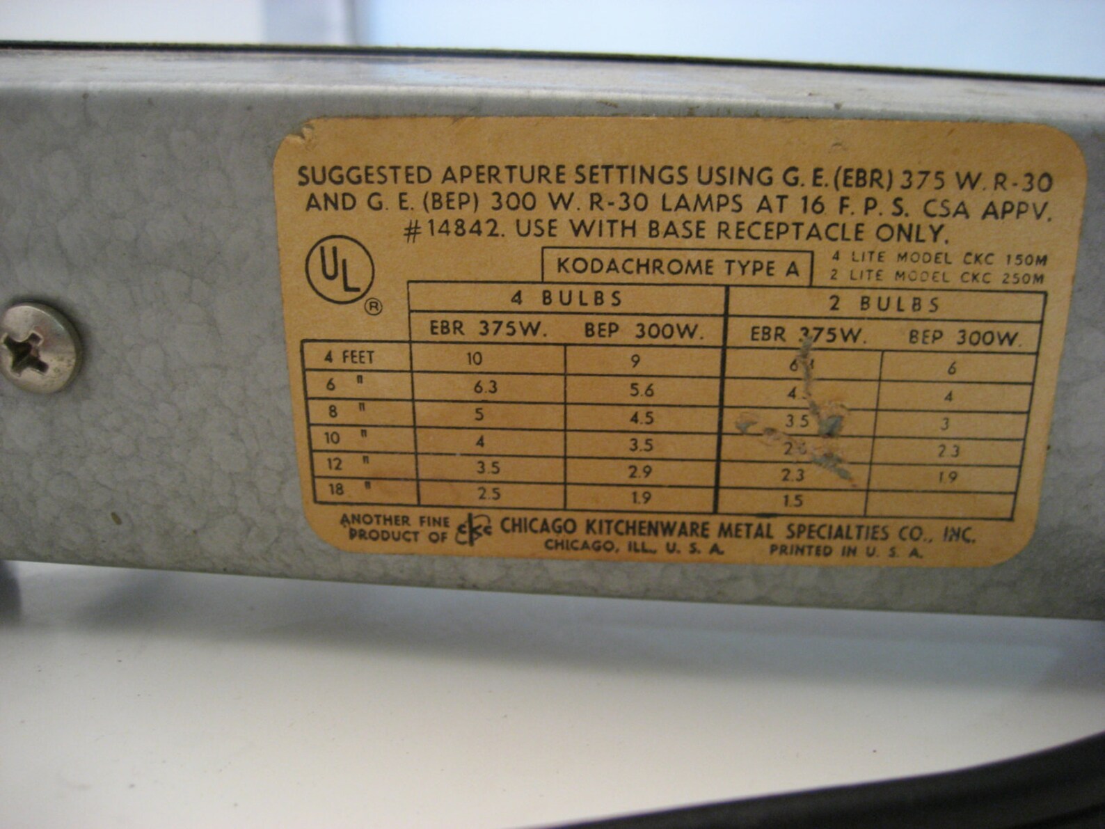 Vintage Light Bar Chicago Kitchenware 1960s Vintage Home Movie Etsy