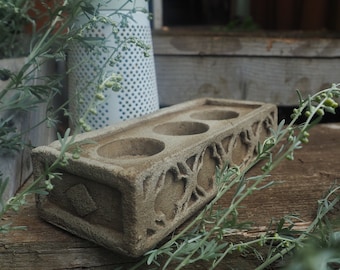 Pretty gothic stone tea light candle holder