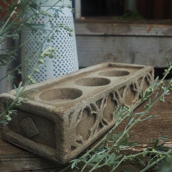 Pretty gothic stone tea light candle holder