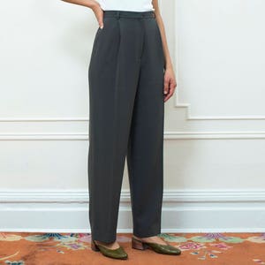 olive green pants medium green high waist trousers high waisted pleated pants jones new york dark green pants 1990s 90s image 2