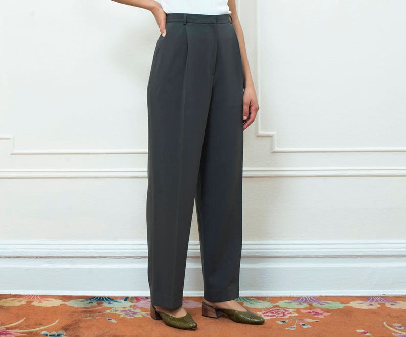 olive green pants medium green high waist trousers high waisted pleated pants jones new york dark green pants 1990s 90s image 2