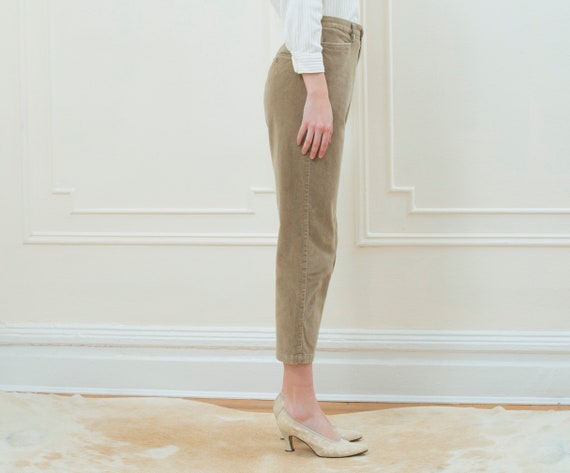 high waisted cropped khaki velvet straight leg trousers eddie bauer beige velvet preppy pants 90s tan velvet pants medium petite