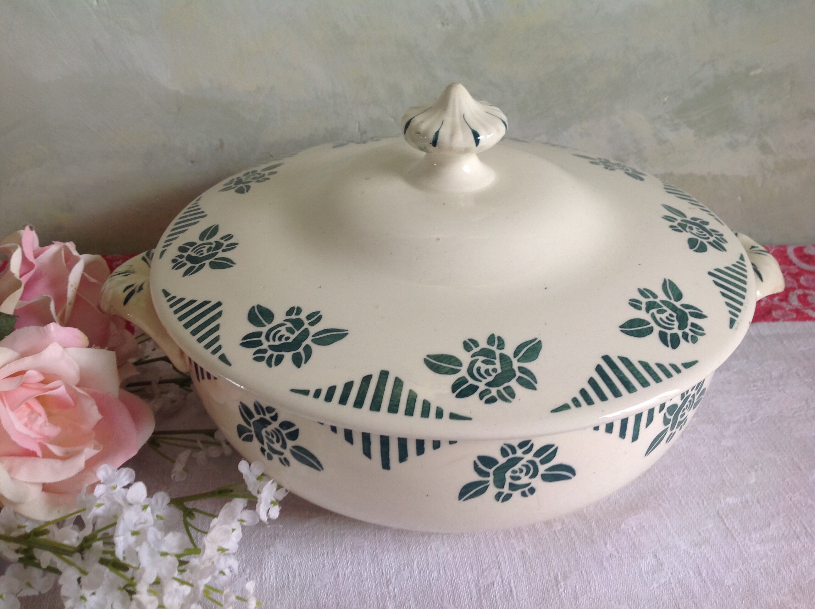 Tureen Antique de Français. Tureen Art Déco. Choisy-Le-Roi Tureen. Français Soupiere Antique. Tourtu