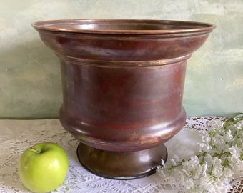 Vintage copper planter. Large French copper planter with brass base. Width  30 cms height 25 cms. ( 12 x 10 ins.)