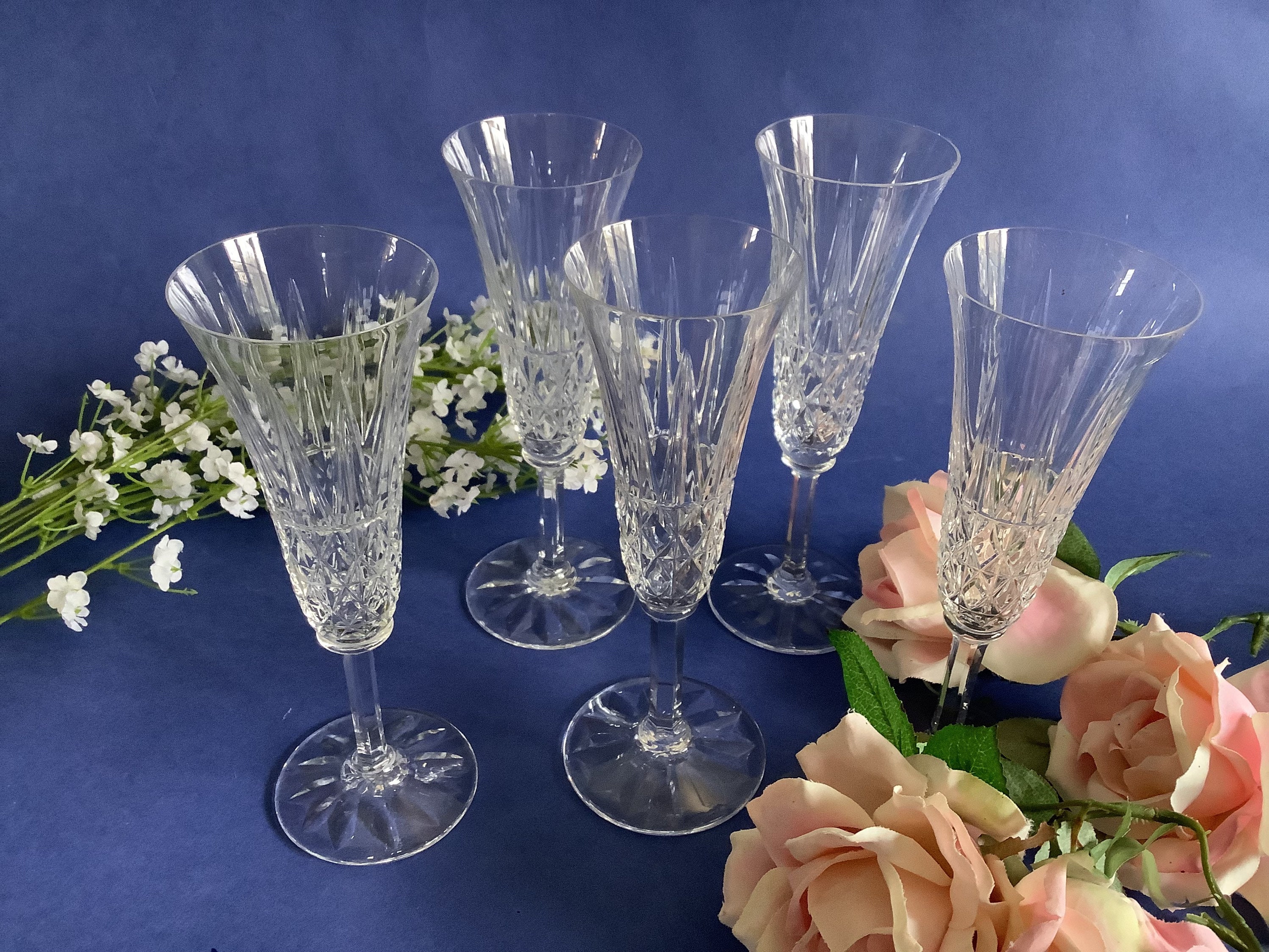 Set 5 Flûtes de Champagne en Cristal St Louis. Belles Coupes Saint Design Tarn. Excellent État.