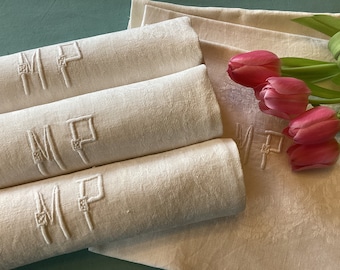 6 antique French linen napkins. Gorgeous, large pure linen napkins with MP monograms. 6 damask linen napkins, exquisite quality.