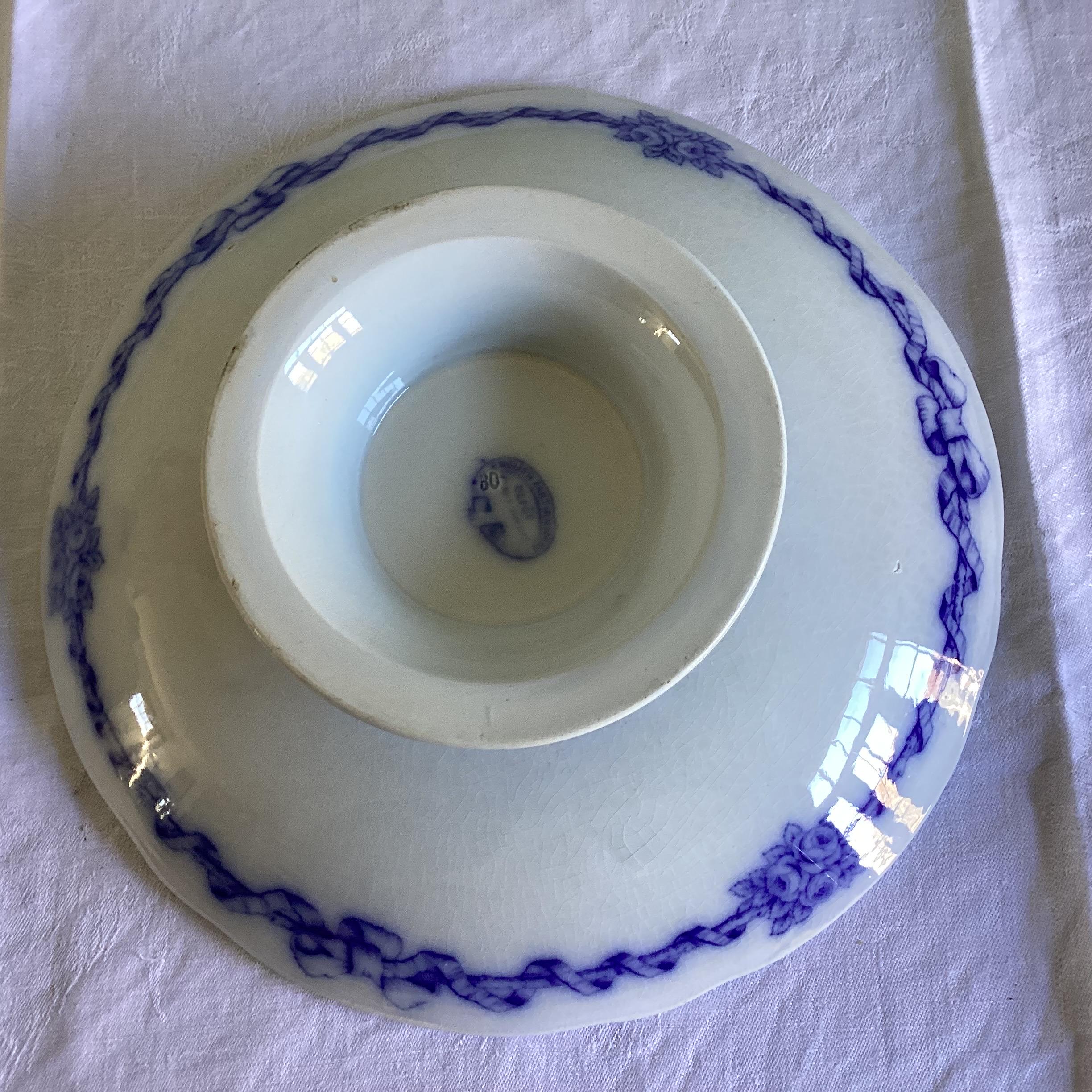 Ancienne assiette Brown-Westhead, Moore & Co. - Modèle Entwined Ribbon - Arts de la table