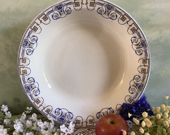 Grand plat de service ancien. Grand bol à salade Français antique peu profond. Bol Digoin Sarreguemines - Design Navarre. Bol en porcelaine bleu blanc.