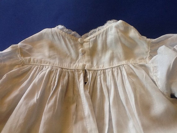 Antique French baby blouse. Entirely hand sewn, e… - image 8