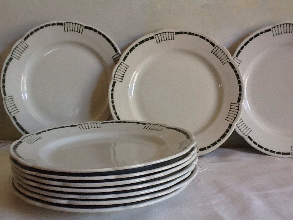 10 vintage French dinner plates. Set of 10 plates. White and Etsy