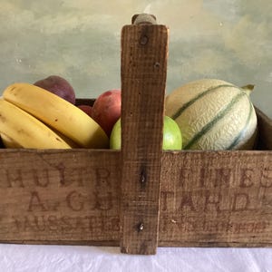 Vintage French wooden basket or trug, oyster basket. Rustic trug, farmhouse decor, coast a style, original shellfish carrier.