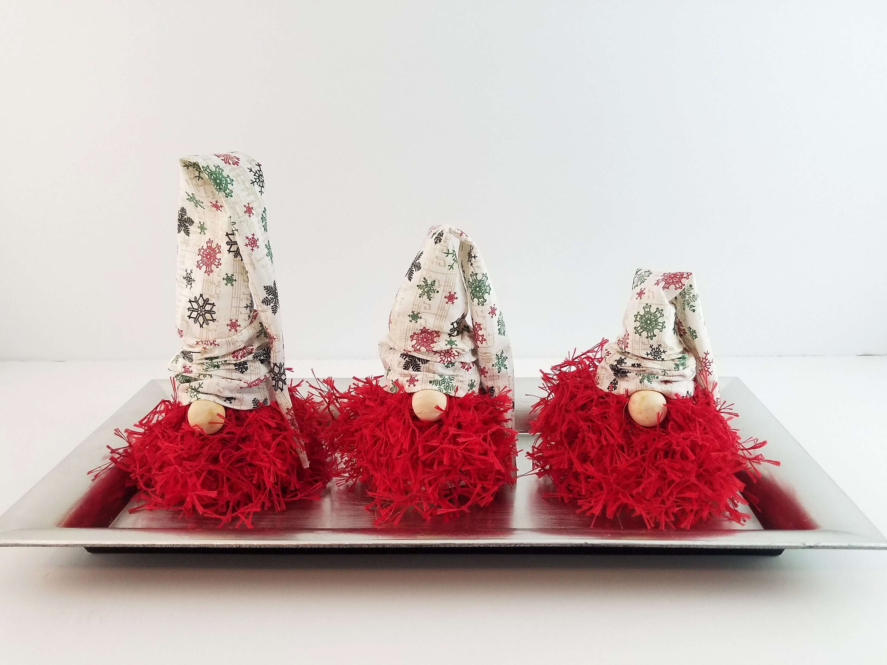 Red And Green Snowflake Gnomes, Gnomes With Hat, Red Beard Gnomes, Slouchy Hat Gnomes, Christmas Gnomes